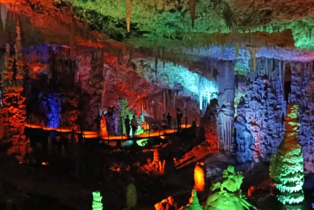 Сталактитовая пещера Сорек